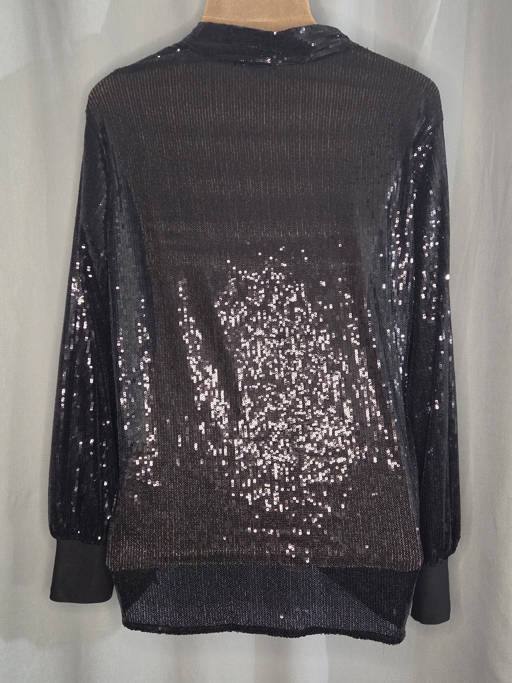 Lucky And Blessed Black Sequin Twist-Front V-Neck Women's Top Size Small - Picture 2 of 7